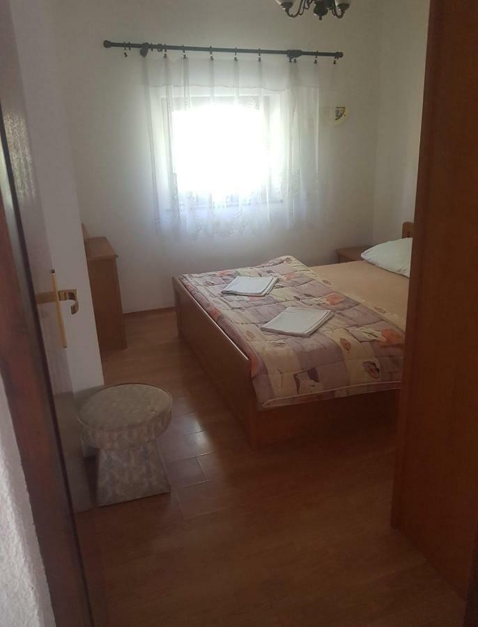 Apartmani Cempres Senj Senj  Buitenkant foto